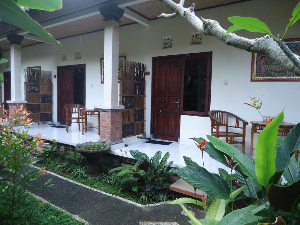 Nataliya Homestay Ubud  Exterior photo